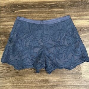 NWT - Women’s Abercrombie & Fitch Lace Shorts (Blue / 26)